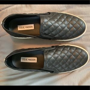 steve madden slip on sneakers